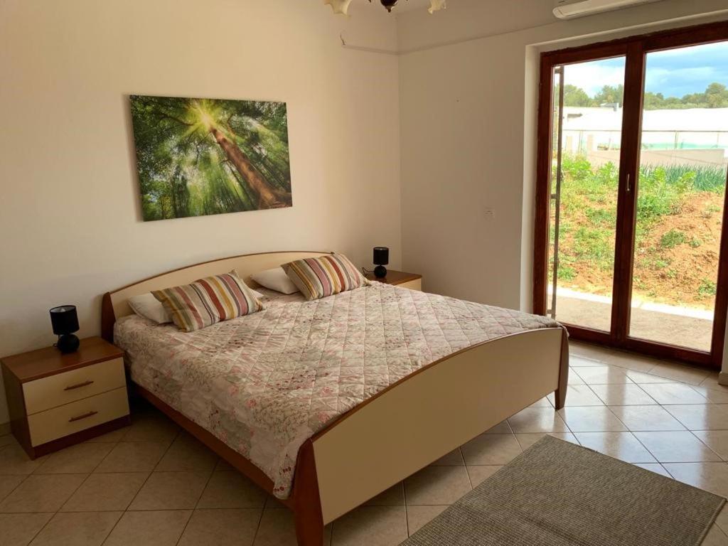 Francis Appartements Pakostane Bagian luar foto